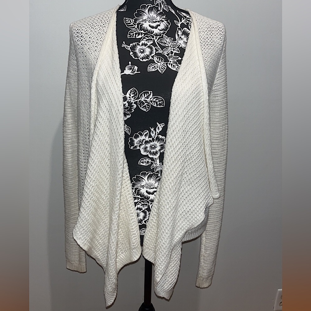 hollister cardigan